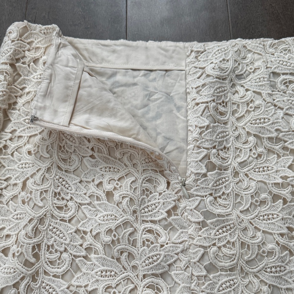 NWT Talbots Cream Lace Pencil Skirt - Picture 6 of 6